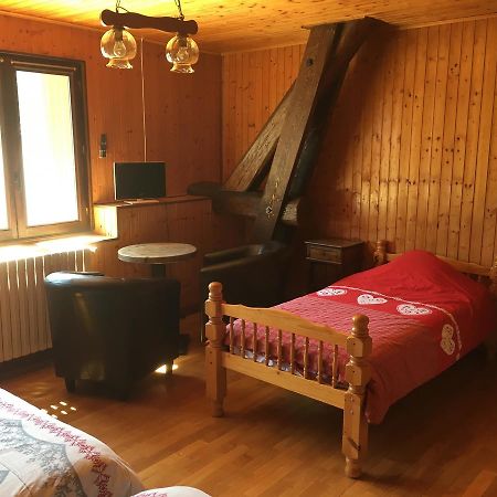 Bed and Breakfast La Chicholiere Гресс-ан-Веркор Екстер'єр фото